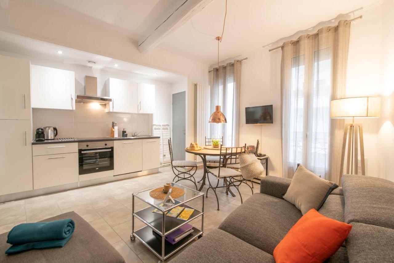 Suite Oisivete Avec Terrasse Vue Sur Patio Et Clim Montpellier Luaran gambar