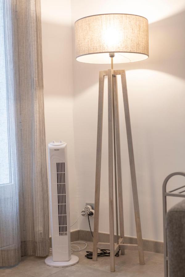 Suite Oisivete Avec Terrasse Vue Sur Patio Et Clim Montpellier Luaran gambar