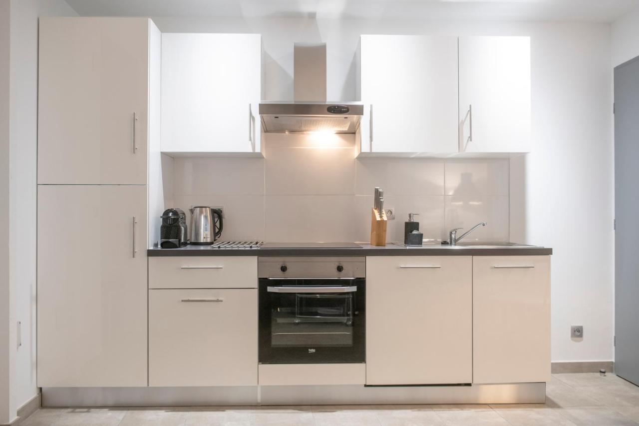 Suite Oisivete Avec Terrasse Vue Sur Patio Et Clim Montpellier Luaran gambar
