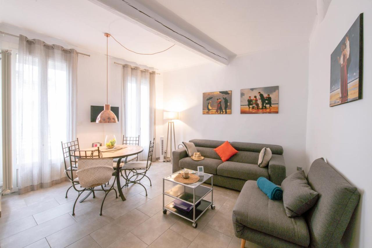 Suite Oisivete Avec Terrasse Vue Sur Patio Et Clim Montpellier Luaran gambar
